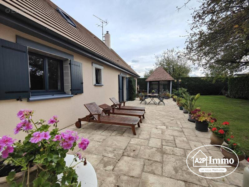 Maison à LE NEUBOURG