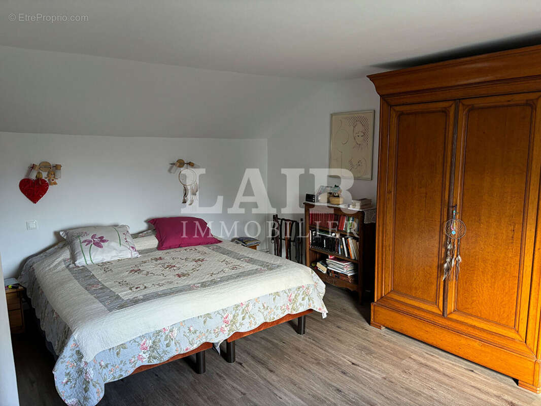 Maison à LE MELE-SUR-SARTHE