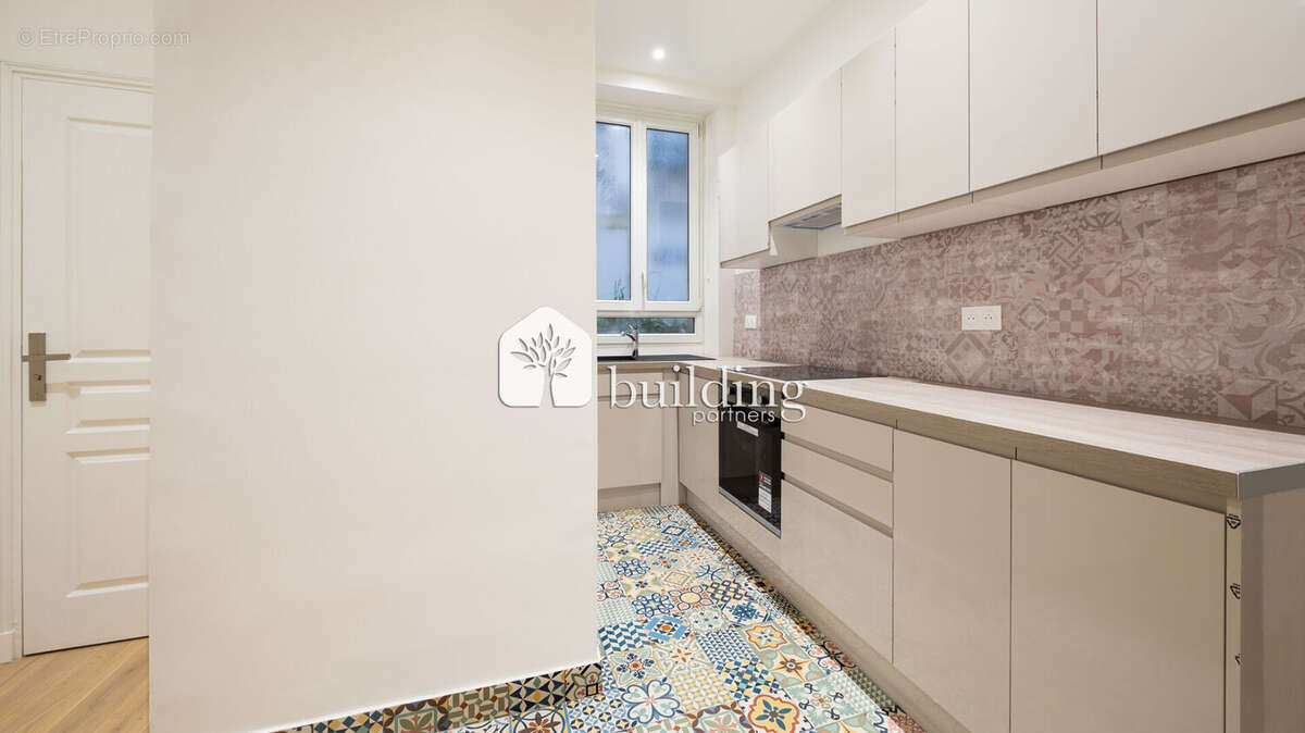 Appartement à PARIS-8E