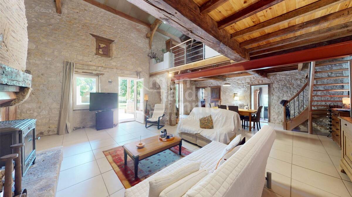 Maison à CASTELJALOUX