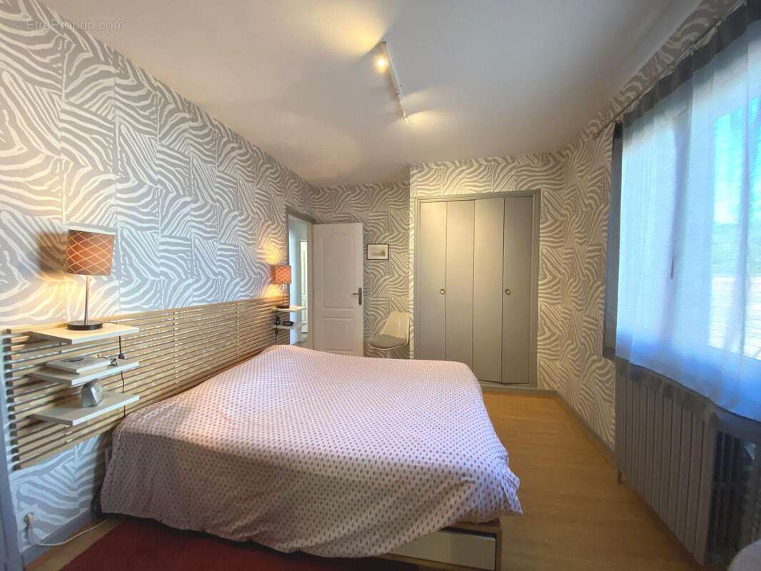 Maison à ROMANS-SUR-ISERE