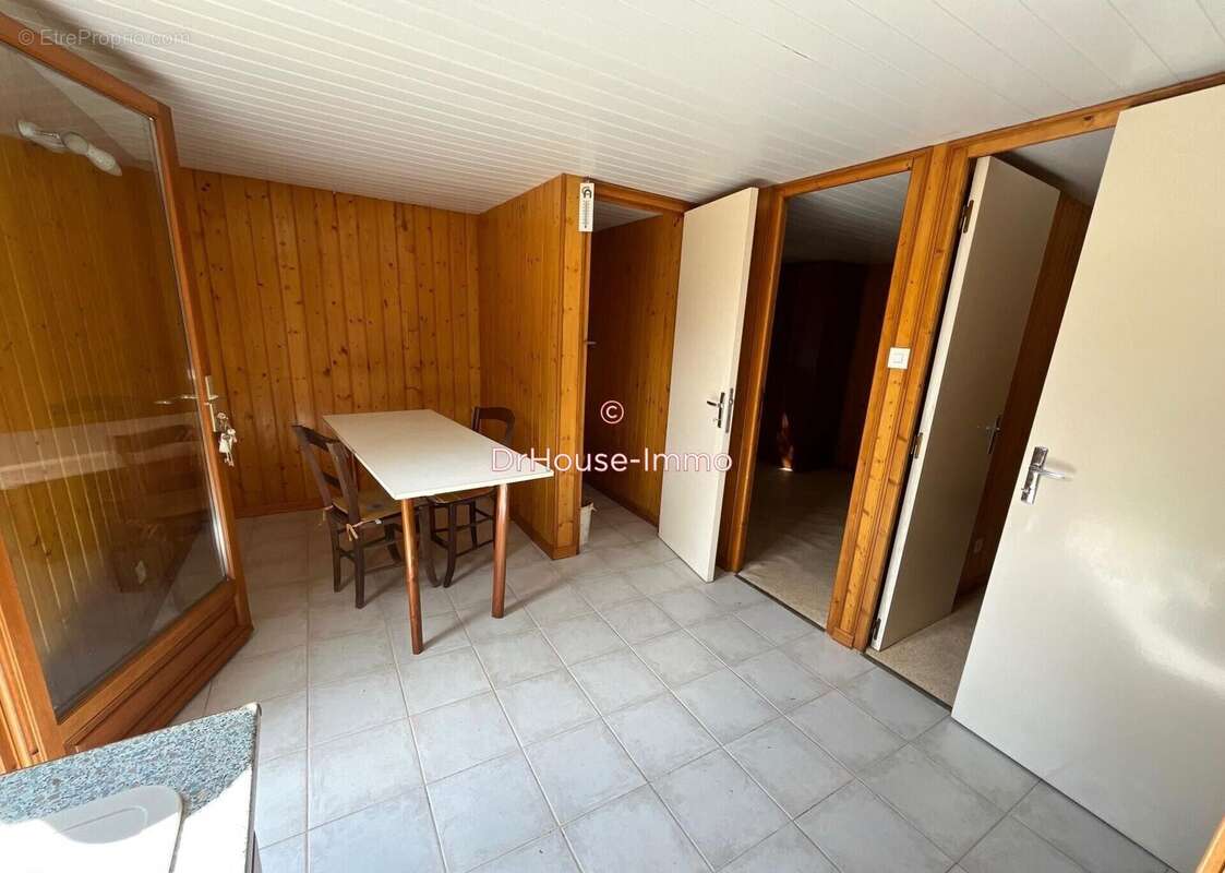 Terrain à CARCASSONNE