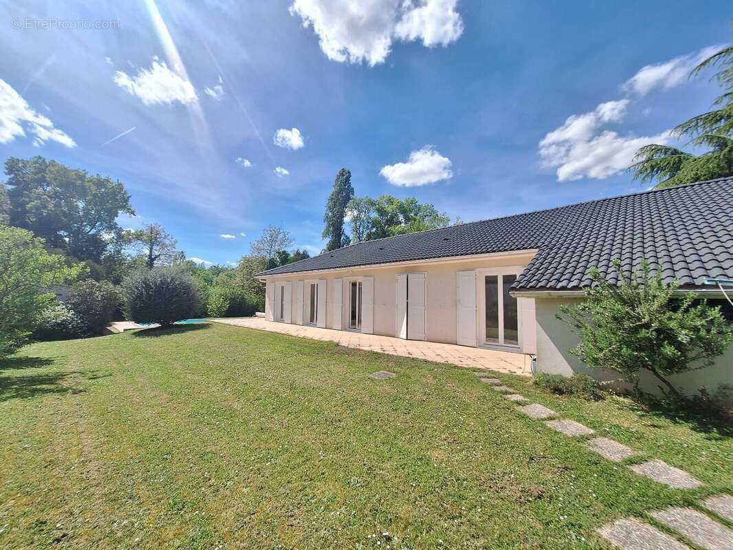 Maison à BOUTIERS-SAINT-TROJAN