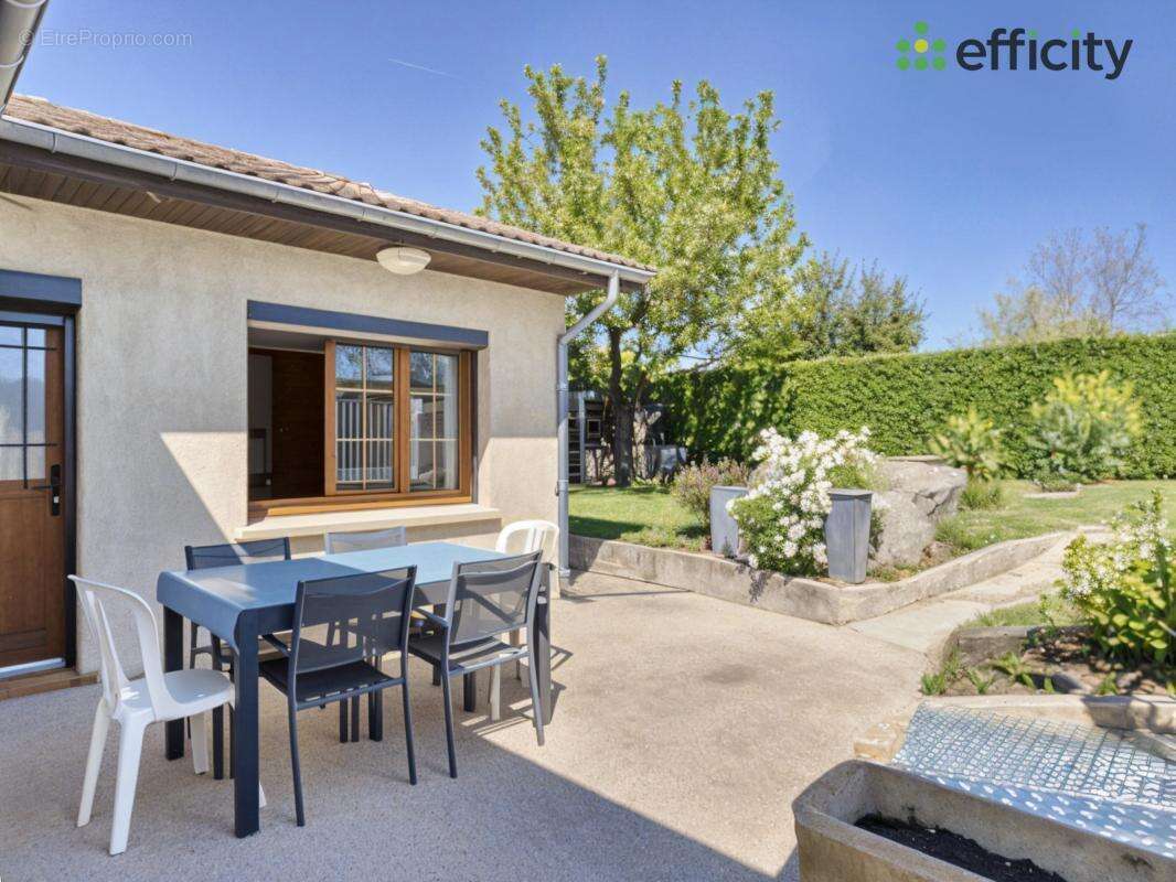 Maison à COLOMBIER-SAUGNIEU