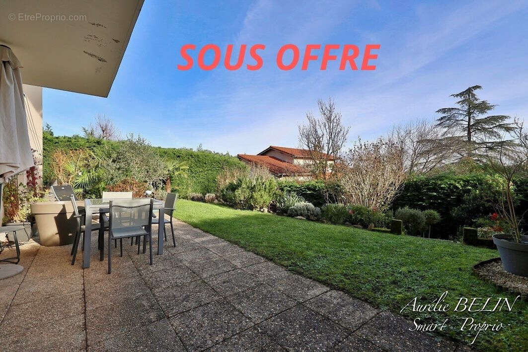 Appartement à SAINT-GENIS-LES-OLLIERES