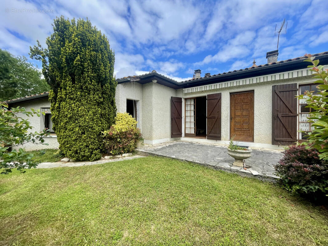 Maison à MIELAN