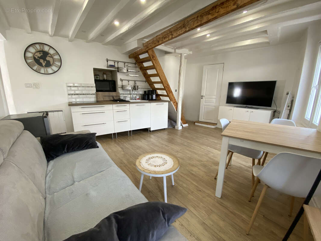 Appartement à LA VILLE-DU-BOIS