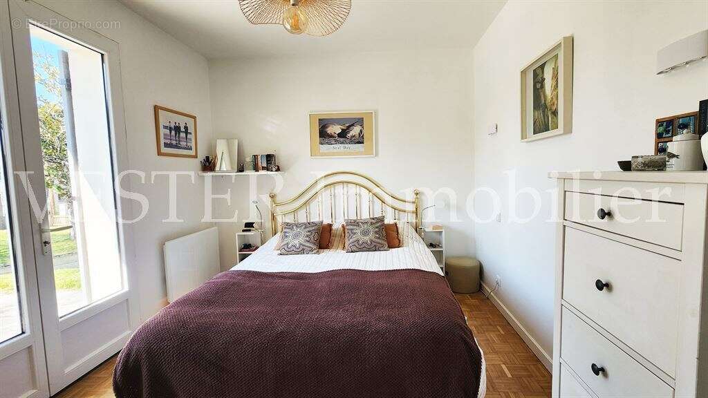 Maison à SAINT-LAURENT-DES-HOMMES