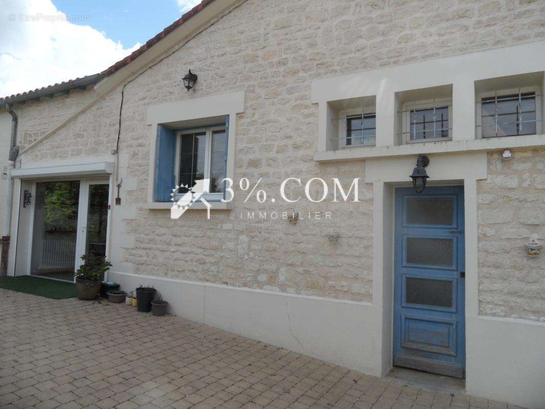 Maison à BUXEROLLES