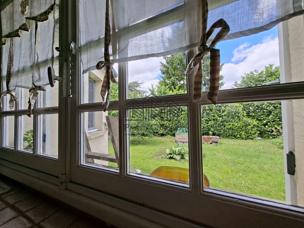 Maison à VIRONVAY