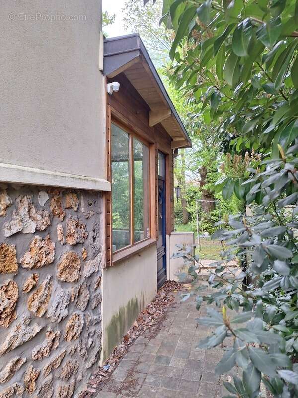 Maison à LA CELLE-SAINT-CLOUD