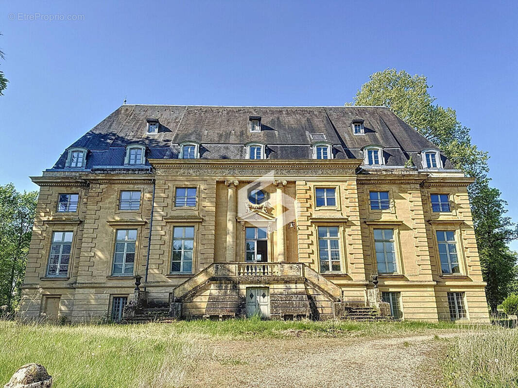 Maison à BAZEILLES