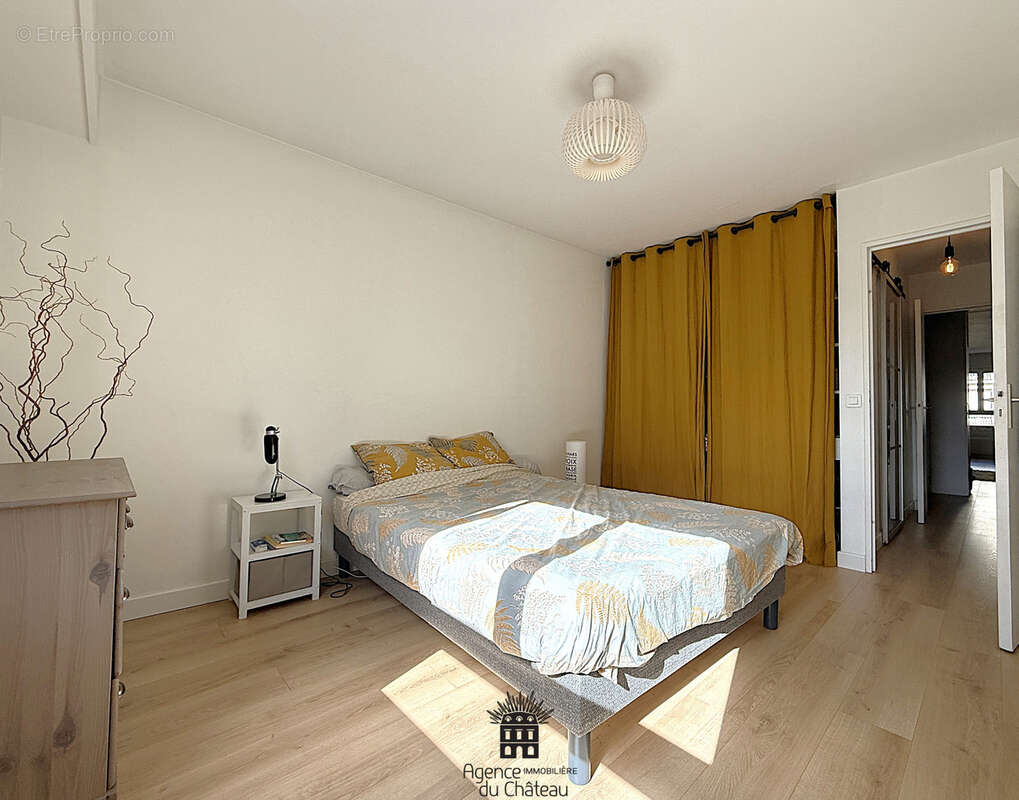 Appartement à VERSAILLES