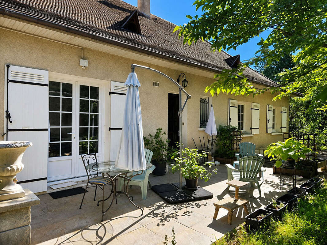 Maison à COULOUNIEIX-CHAMIERS