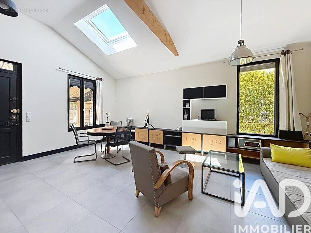 Photo 1 - Maison à CASTELNAU-LE-LEZ