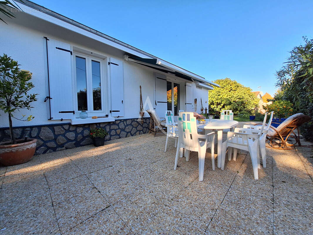 Maison à ANGLES
