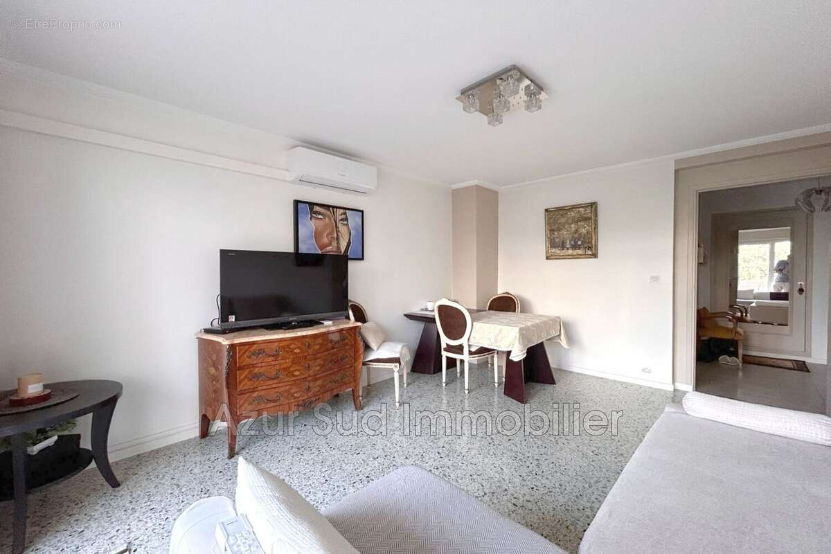 Appartement 55 m² à Antibes  - photo 3