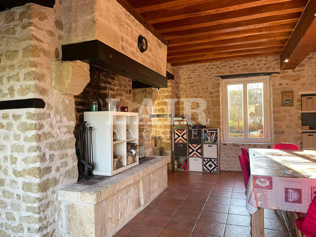 Photo Maison à Mortagne-Au-Perche au prix de 332 300€