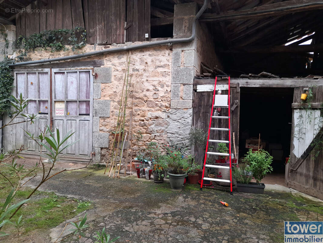 Maison à AUGIGNAC