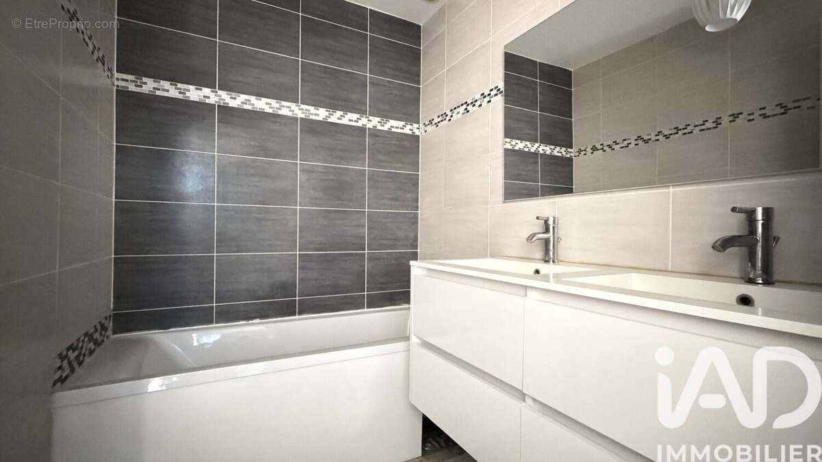 Photo 9 - Maison à VERT-SAINT-DENIS