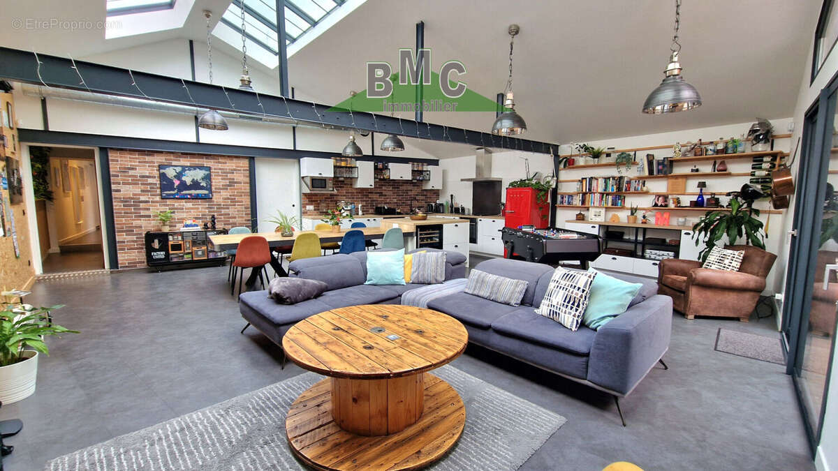 Appartement à LE PLESSIS-BOUCHARD