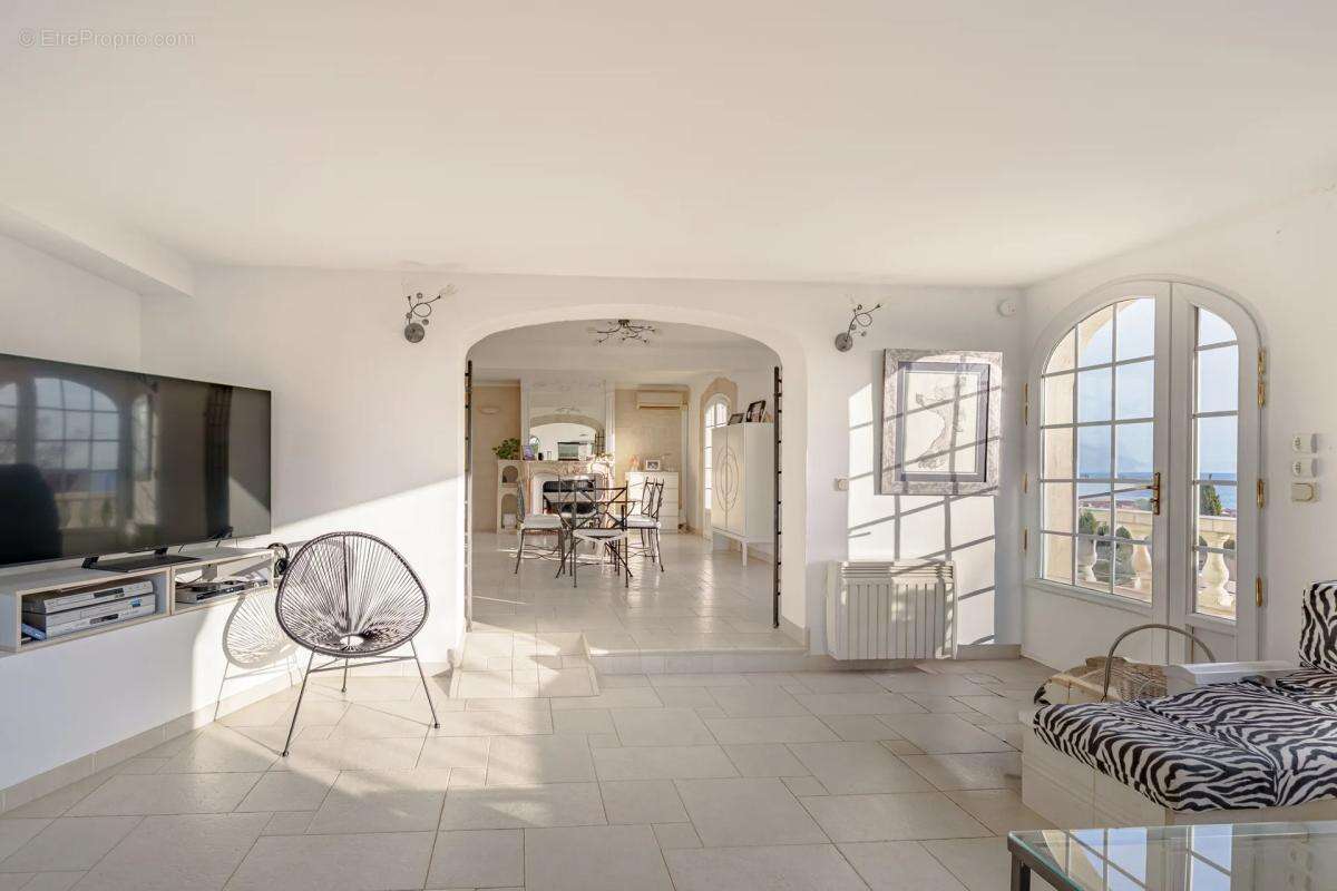 Maison à SAUSSET-LES-PINS