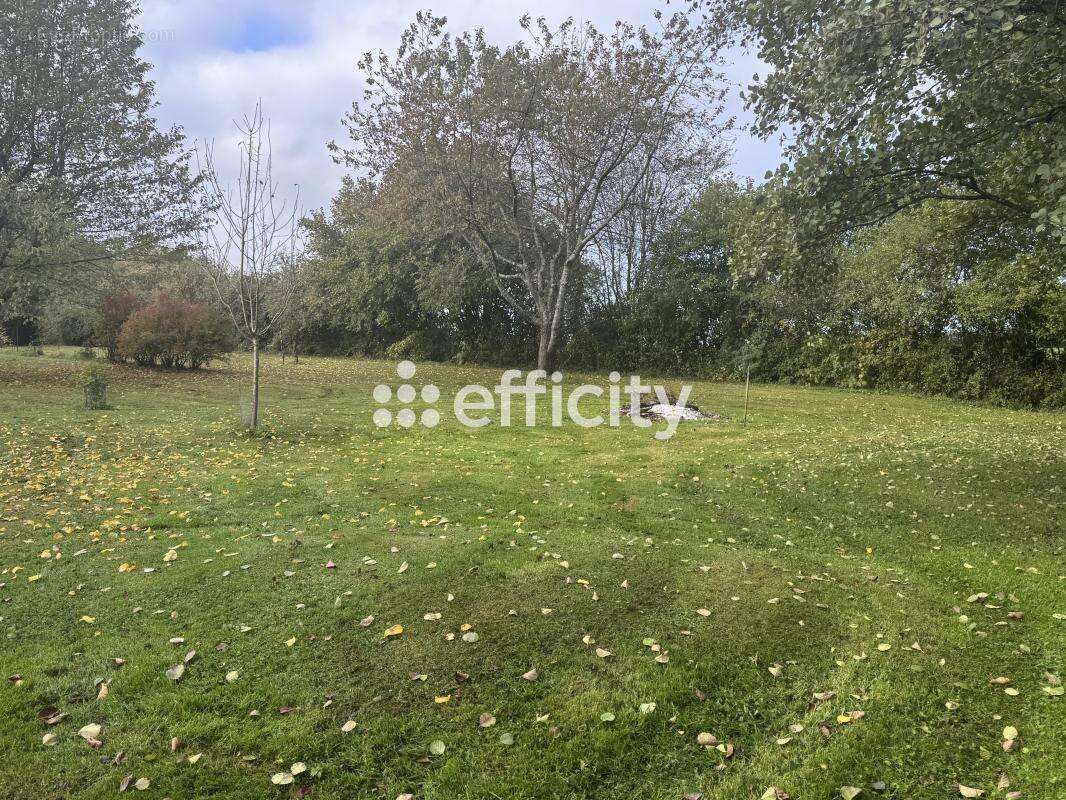 Maison à FROTEY-LES-LURE