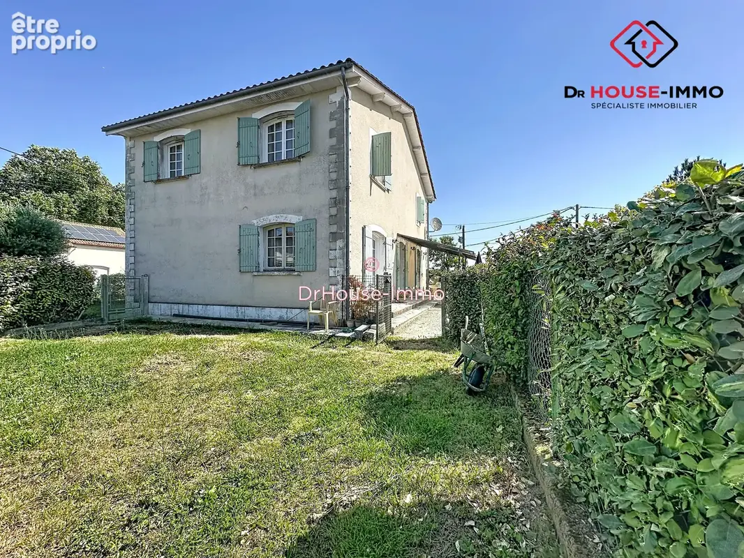 Maison 7 pièces 198 m² à vendre à Aubeterre-Sur-Dronne (16390) - photo 112
