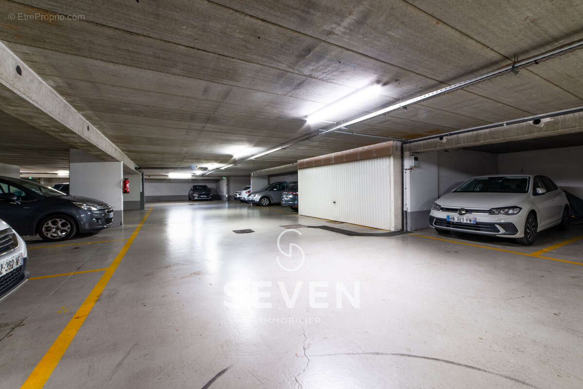 Appartement à CLICHY