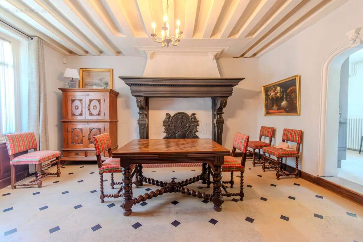 Maison 309 m² à Ecouen  - photo 4