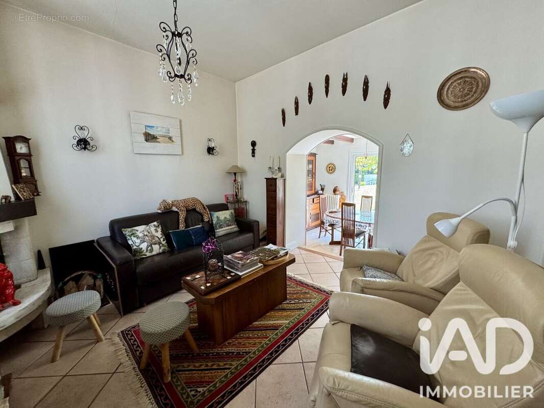 Maison 140 m² à Angouleme  - photo 5