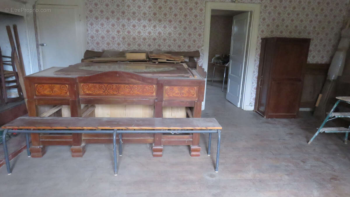 Maison à CORGNAC-SUR-L'ISLE