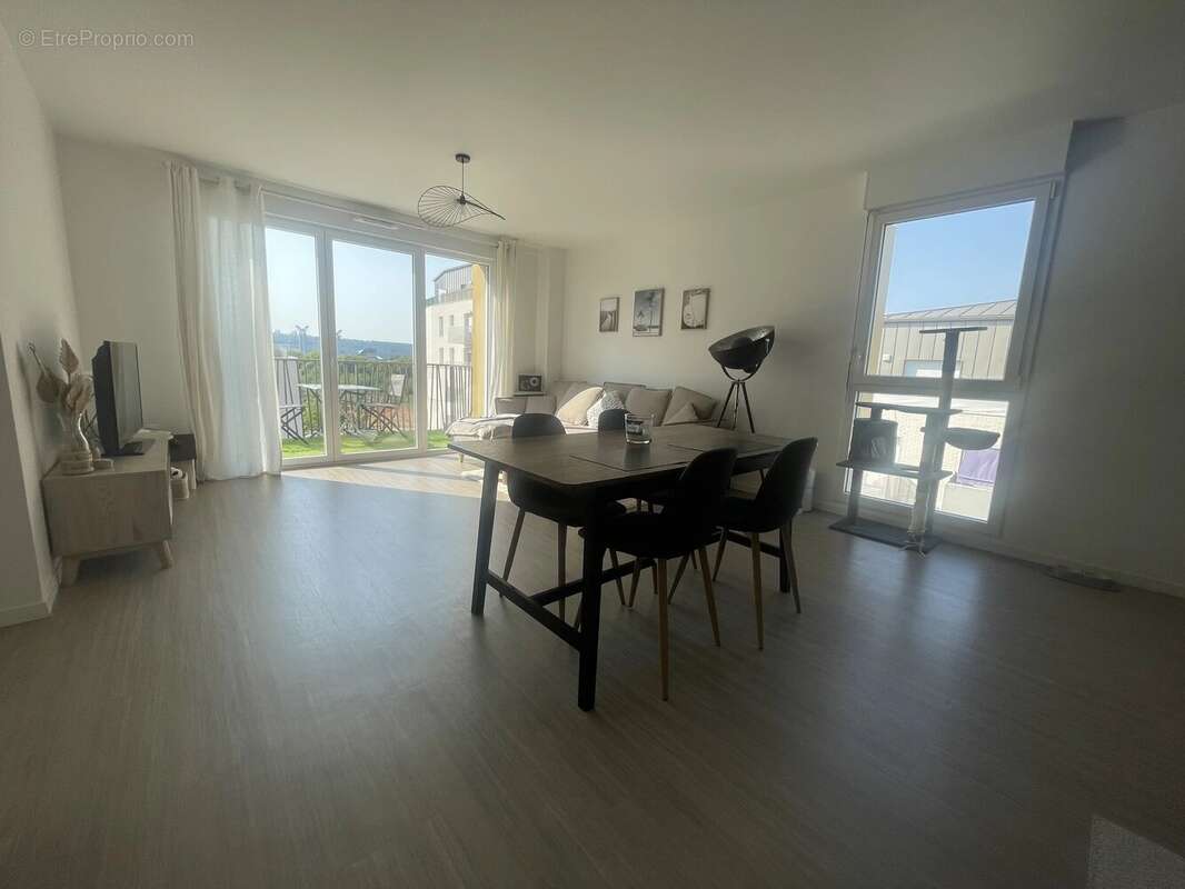À VENDRE EN EXCLUSIVITE – Appartement T3 avec place de parking cave et terrasse - photo 2