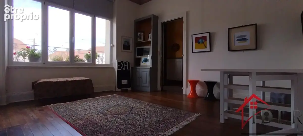 Maison d'artiste, dix pièces, 330 mètres carrés - photo 11