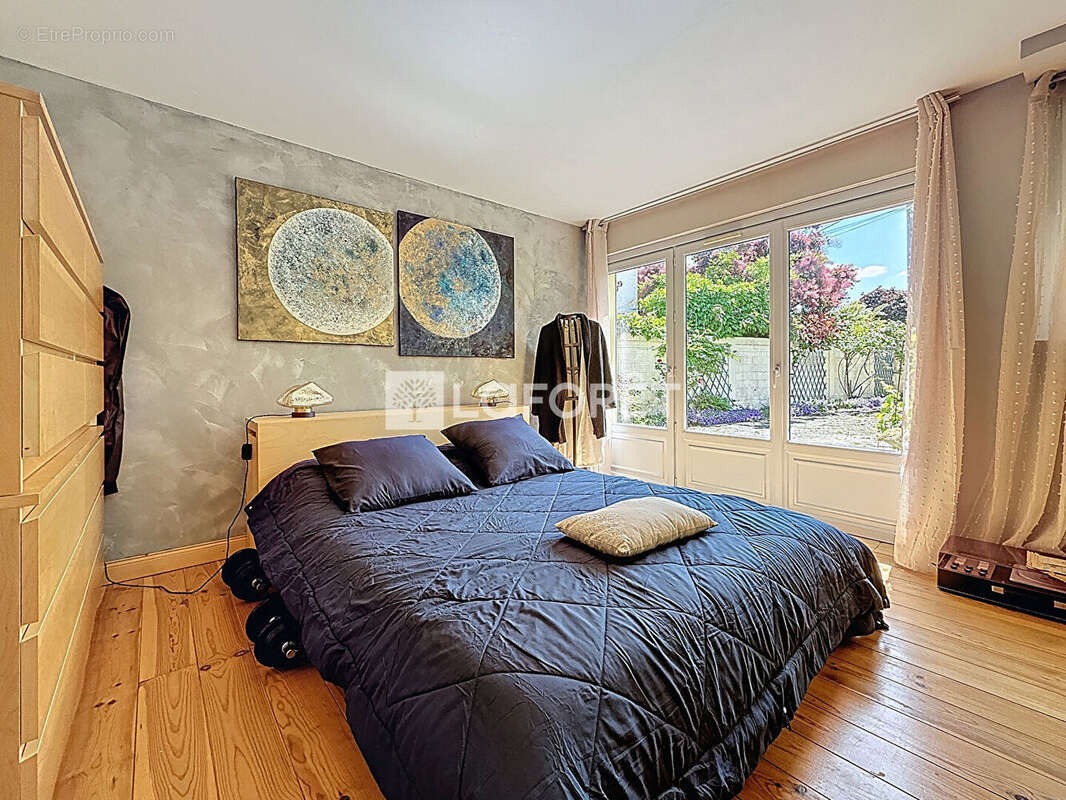 Maison à CHAMPIGNY-SUR-MARNE