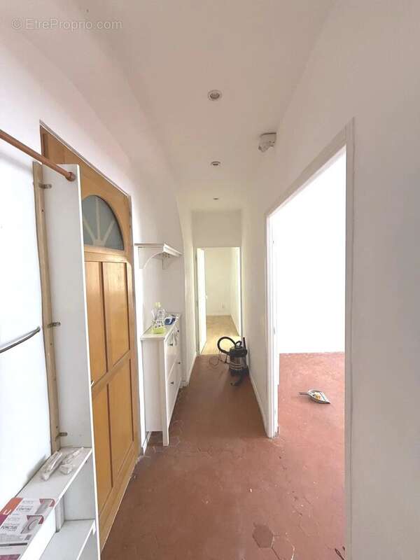 Appartement à TOURVES