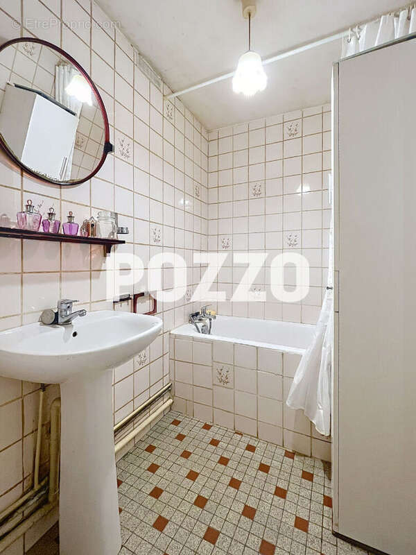 A vendre maison de 3 pieces et de 90 m2 a vire-normandie (14) - photo 8