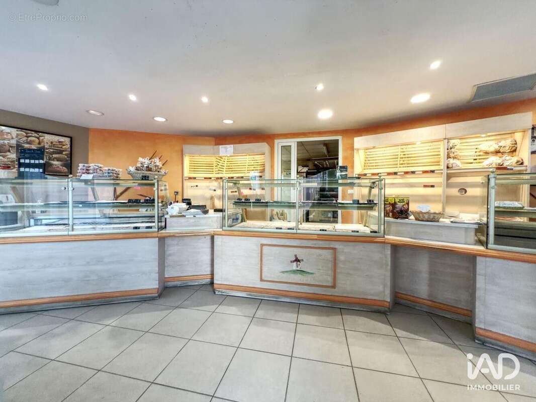 Photo 2 - Commerce à QUISSAC