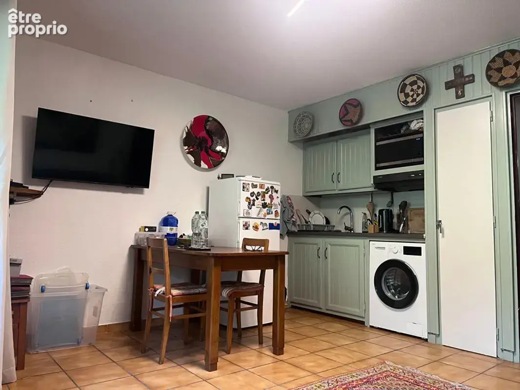 Charmant T2 de 41 m2 à Prats De Mollo La Preste proche cure, idéal  investissement locatif - photo 5