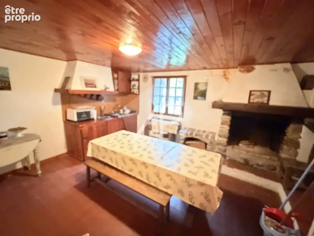 Maison 50 m² à Saint-Martin-De-Queyrieres  - photo 1