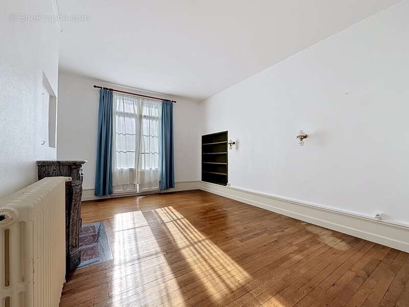 Appartement à CHATEAU-RENAULT