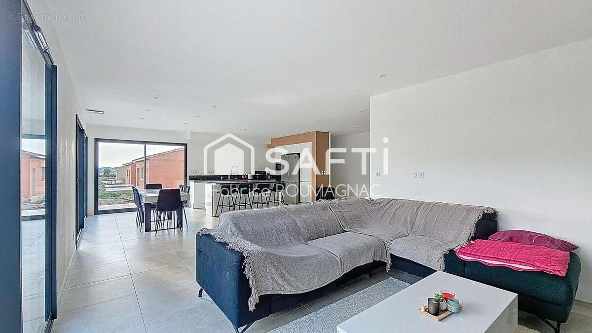 Photo 5 - Maison à LESPIGNAN