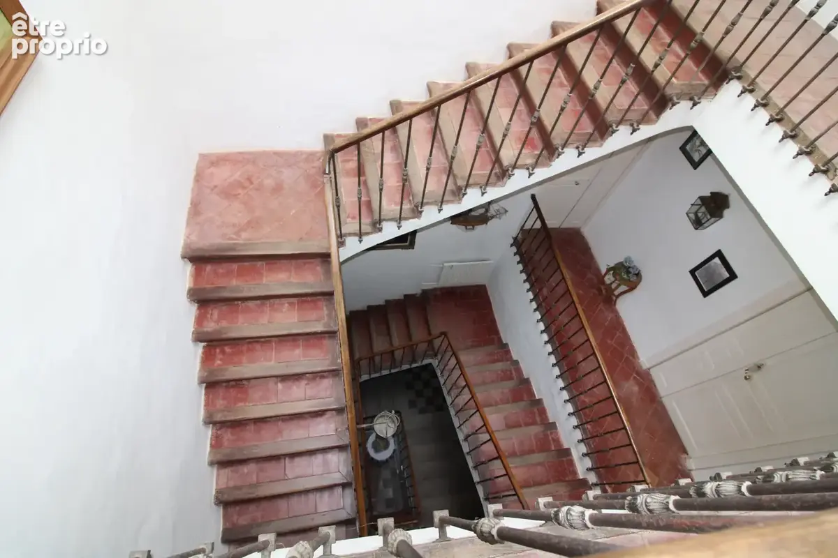 Maison de maitre 464 m2 + 150 m2 caves et garage.. - photo 57