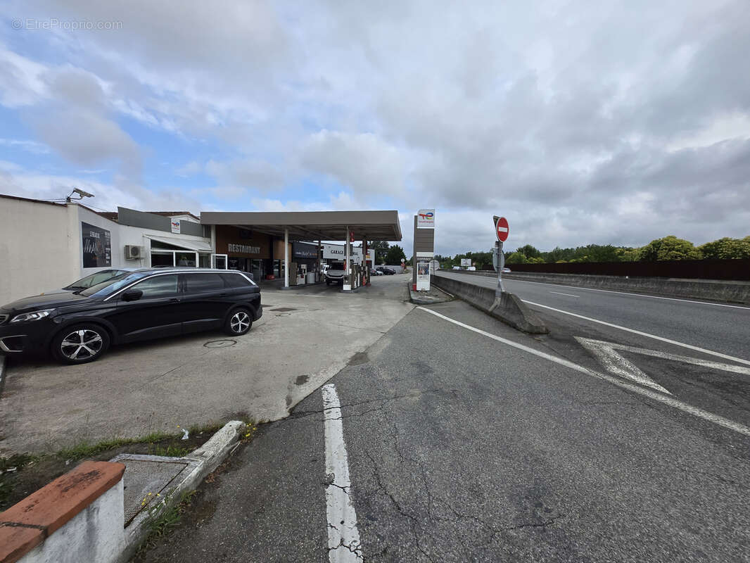 Fonds de commerce station service/restaurant - photo 2