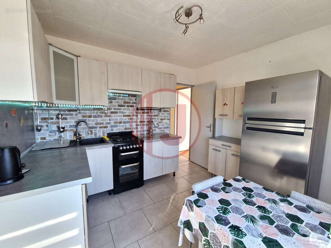 Appartement F4 sur la commune de Montbéliard - Petit prix et bonne rentabilité !! - photo 8