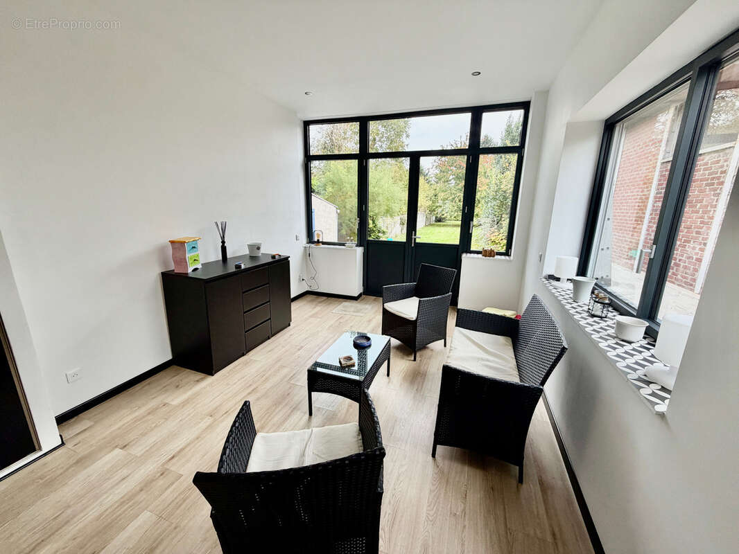 Maison à AUBERCHICOURT