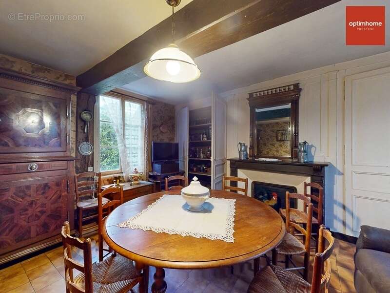 Maison à CORMEILLES