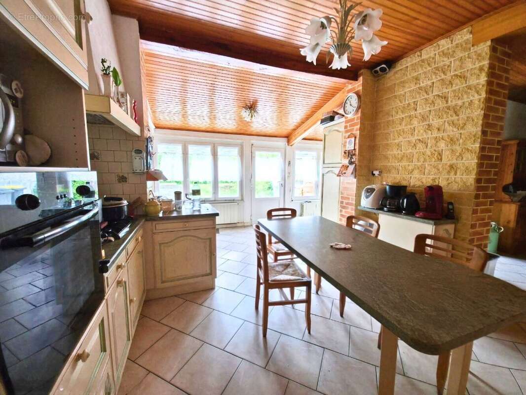 Maison à LE NOUVION-EN-THIERACHE