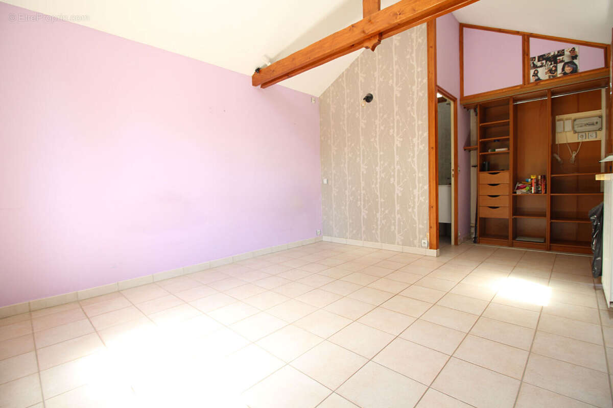 Maison à SARTROUVILLE