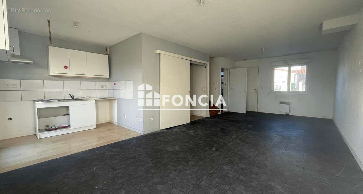 Maison à BOURG-LES-VALENCE